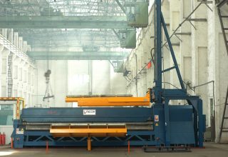 Rouleuse a quattre rouleaux 8 meters