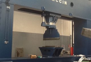 Presses pour construction naval 2