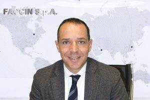 Faccin Group: CEO Andrea Ceretti con mappa mondo