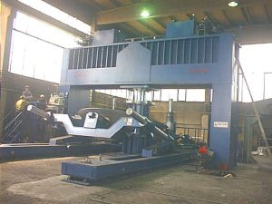 Faccin dished ends presses 1000 tons PPM+MA